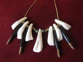 Amulettes d'argent