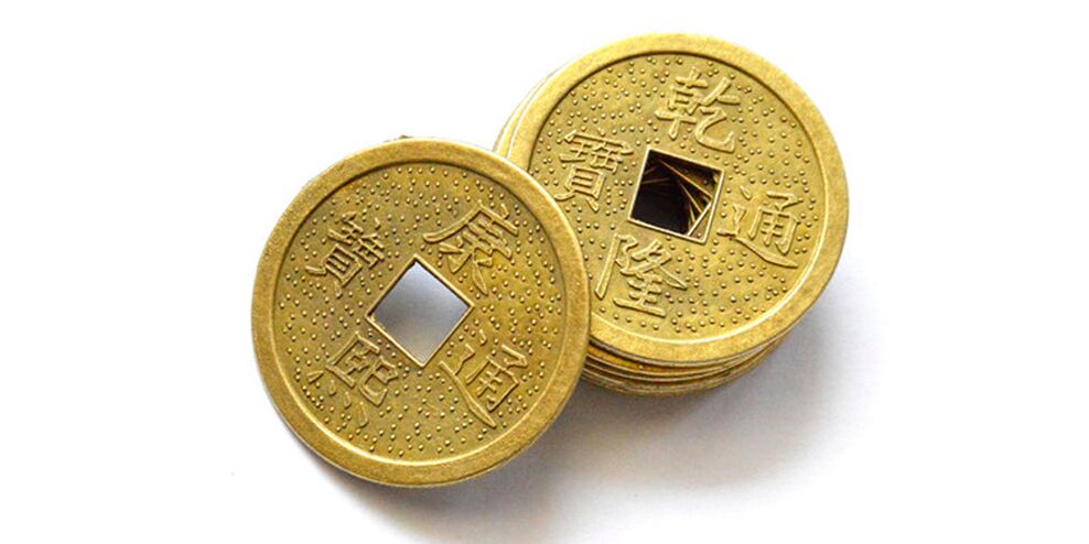 Pièces de monnaie chinoises comme amulette de bonne chance